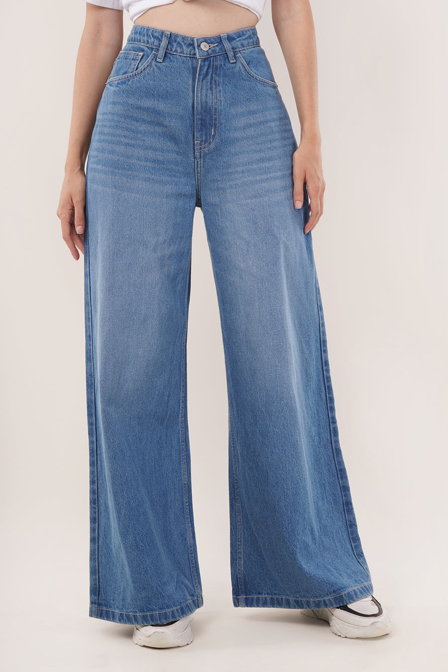 Wide-Leg High-Rise Jeans