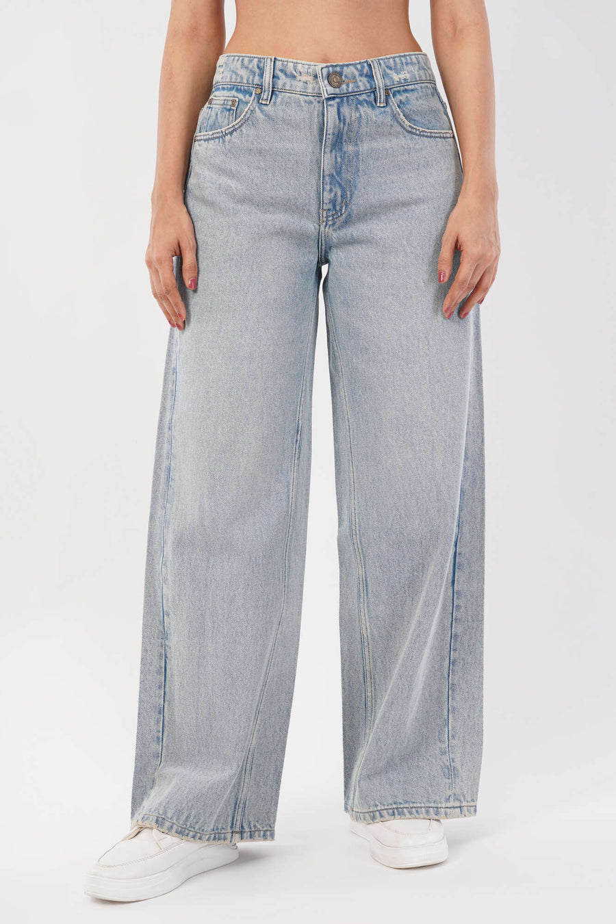 Wide-Leg Mid-Rise Jeans