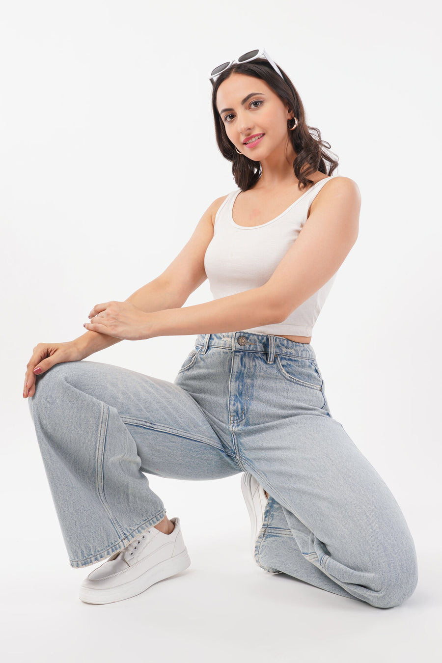 Wide-Leg Mid-Rise Jeans