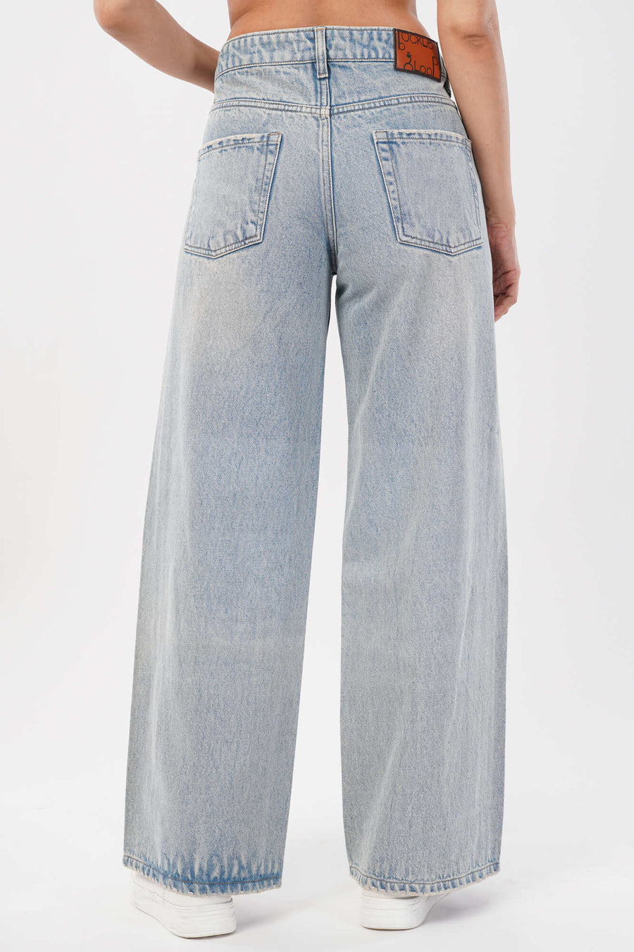 Wide-Leg Mid-Rise Jeans